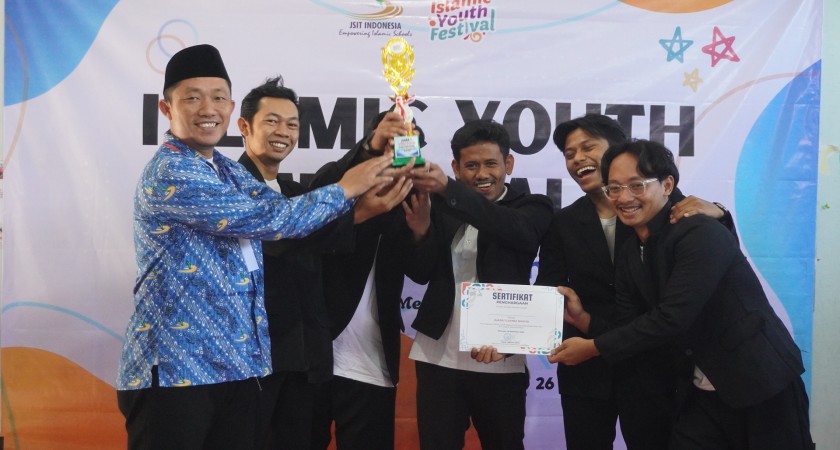 Guru SMAIT Al Uswah Bangil Raih Prestasi di IYF JSIT Daerah Pasuruan Raya